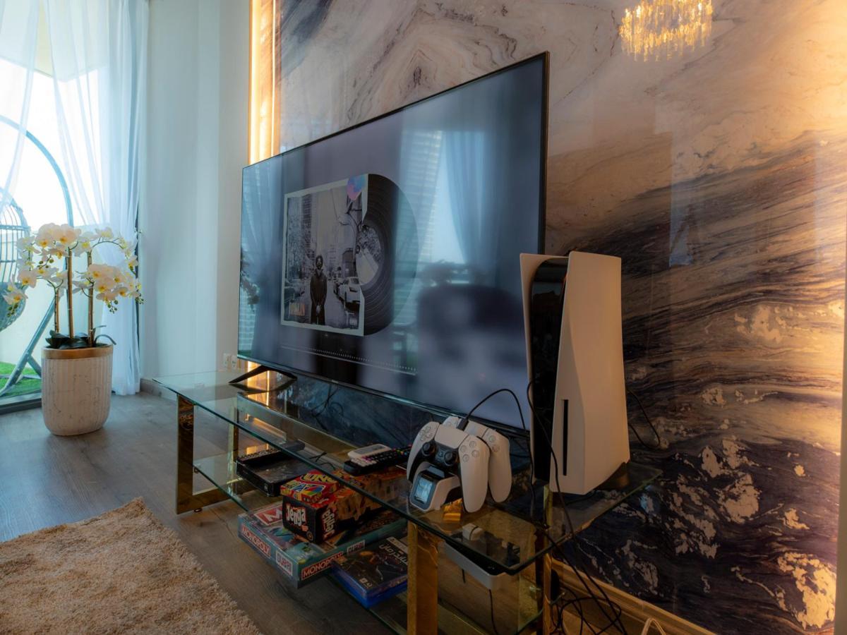 First Class 3Br With Full Dubai Skyline & Sea View Apartman Kültér fotó